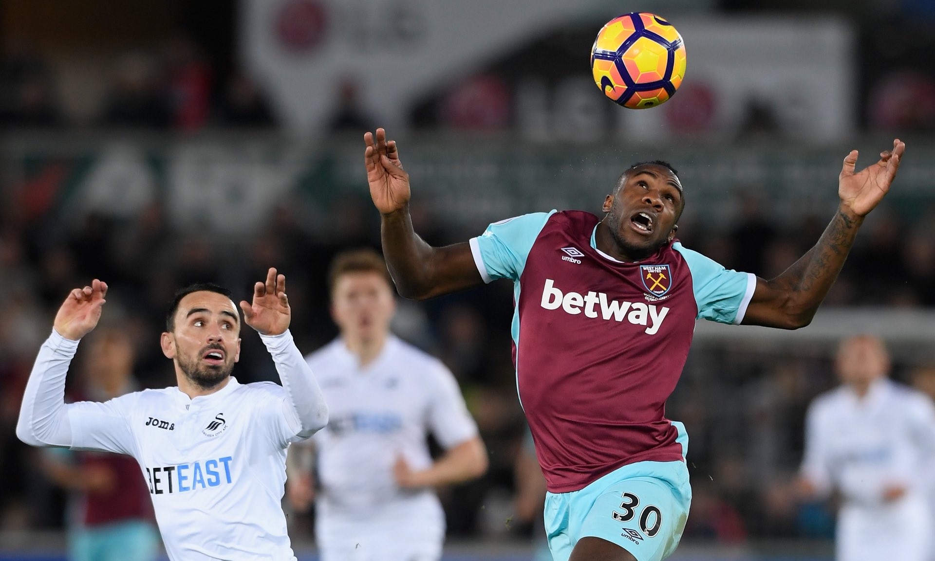 中坐稳主力 中坐稳主力